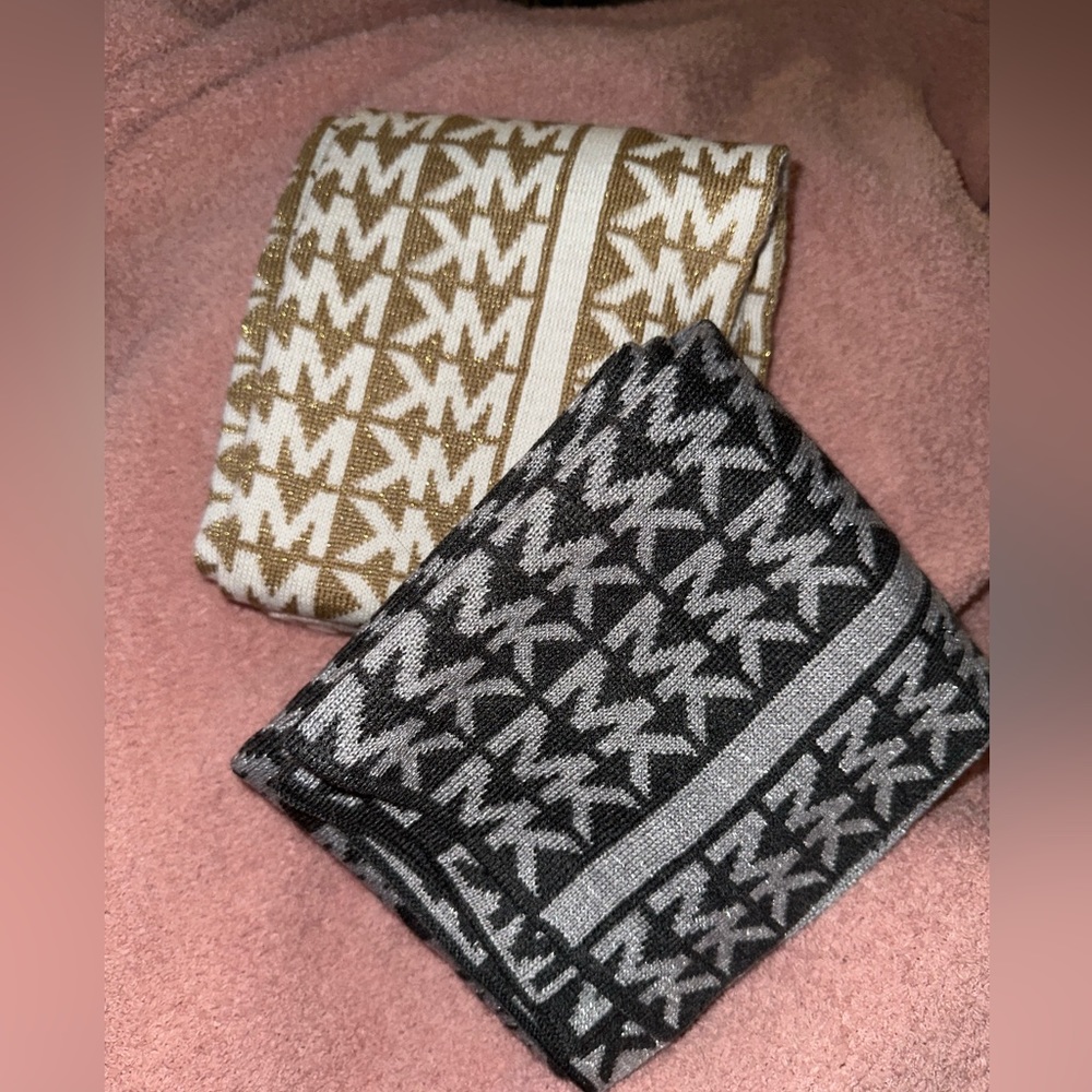 Michael Kors Scarves Set (Black/Silver + Tan/Gold) NWT & NWOT
